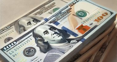 هل سيتجاوز سعر الدولار اليوم الخميس 23-10-2025 أمام الجنيه في البنوك؟ تعرف على أحدث التغيرات الآن!