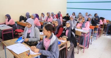 كل ما تحتاج معرفته عن تعليمات وضوابط امتحان الشهر لصفوف النقل: اكتشف التفاصيل المهمة!