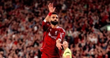 هل ستشهد أولد ترافورد أسطورة جديدة؟ محمد صلاح يتألق في قمة ليفربول ومان يونايتد!