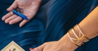 هل أنت مستعد لقرارات جديدة وتغييرات مثيرة في حياة برج الأسد بنهاية 2025؟ اكتشف ما ينتظرك في الصفحة الجديدة!