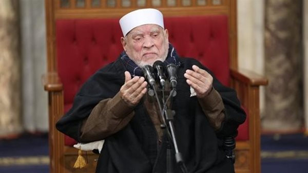 هل حقًا تم بناء ضريح للدكتور أحمد عمر هاشم بعد وفاته؟!