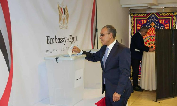 وزير الخارجية يكتشف أسرار التعاون مع مندوبة مولدوفا لدى اليونسكو