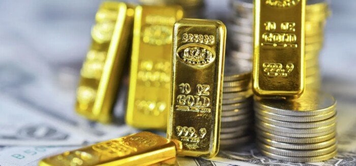 هل الذهب على وشك الانطلاق؟ سعر الأوقية يتجاوز 4300 دولار ويسجل مستوى قياسياً جديداً!
