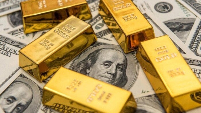 هل تشهد الأسواق سقوطًا جديدًا؟ تراجع سعر الذهب عالميًا بنسبة 3% في ظل انتظار قرار البنك الفيدرالي الأمريكي