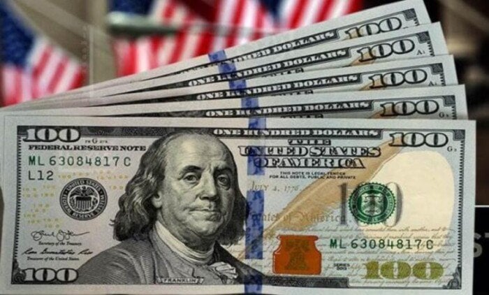 <p><strong>اكتشف سعر الدولار اليوم الإثنين 20 أكتوبر 2025 في بنك مصر، البنك الأهلي وCIB! هل ستكون الأسعار مفاجئة؟</strong></p>