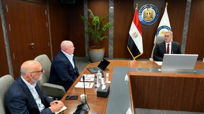 هل ستمهد الحزمة الجديدة من المحفزات الاقتصادية الطريق لجذب الاستثمارات في قطاع التعدين بمصر؟ وزير البترول يكشف التفاصيل!